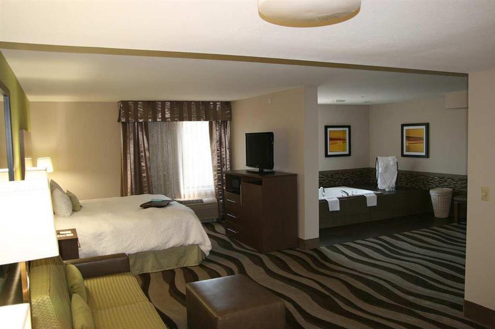 Hampton Inn Oakland-Hayward Pokoj fotografie